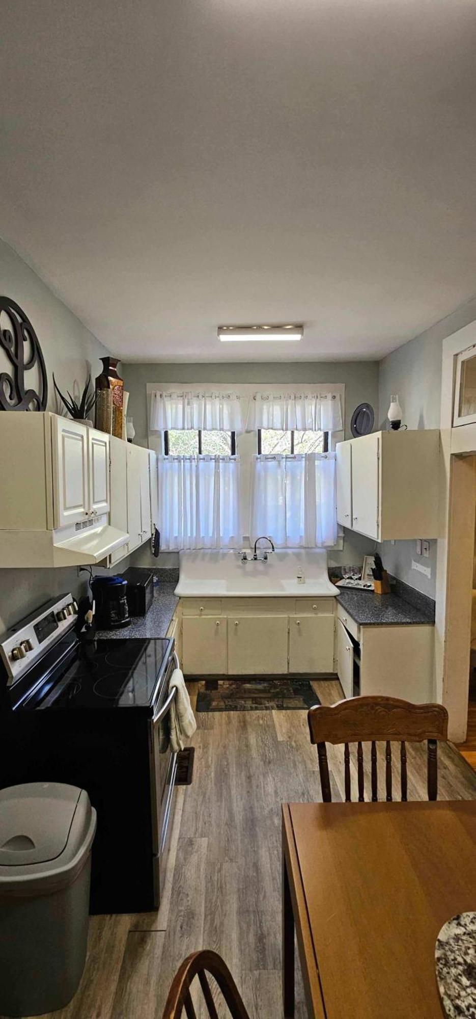 Dauphin District Darling #1-Downtown, Restaurants Apartment Mobile Exterior photo